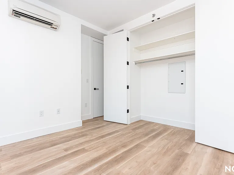 303 Wythe Ave #407 — Photo 10