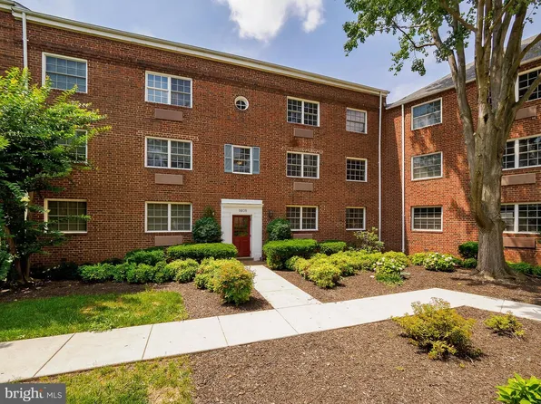 1608 W Abingdon Dr APT 102, Alexandria, VA 22314