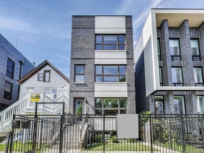 3026 W Lyndale St #2, Chicago, IL, 60647