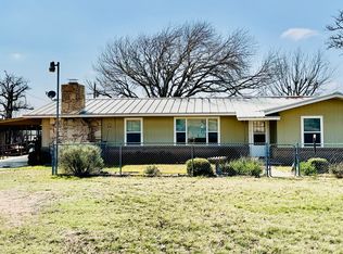1568 Center Point Rd, Fredericksburg, TX 78624