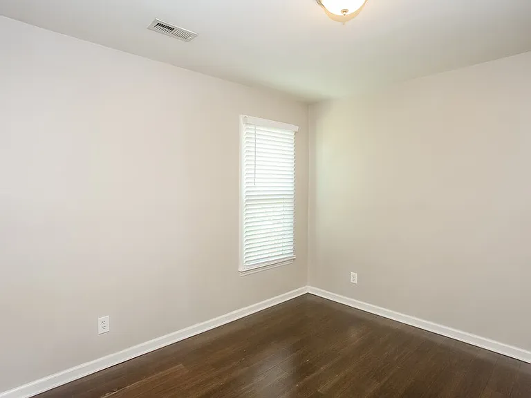 11025 Ballards Pond Ln — Photo 13