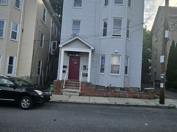 6 Ashley St APT 2, Jamaica Plain, MA 02130