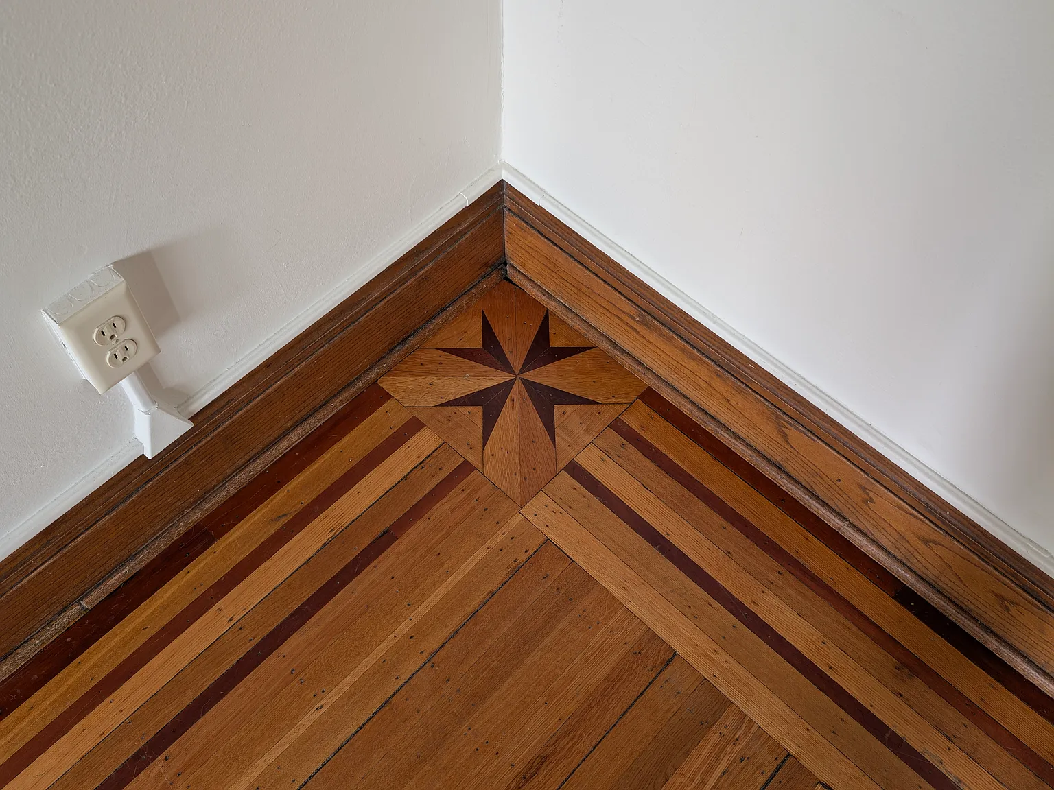 2 bed, $1,400 — Photo 4