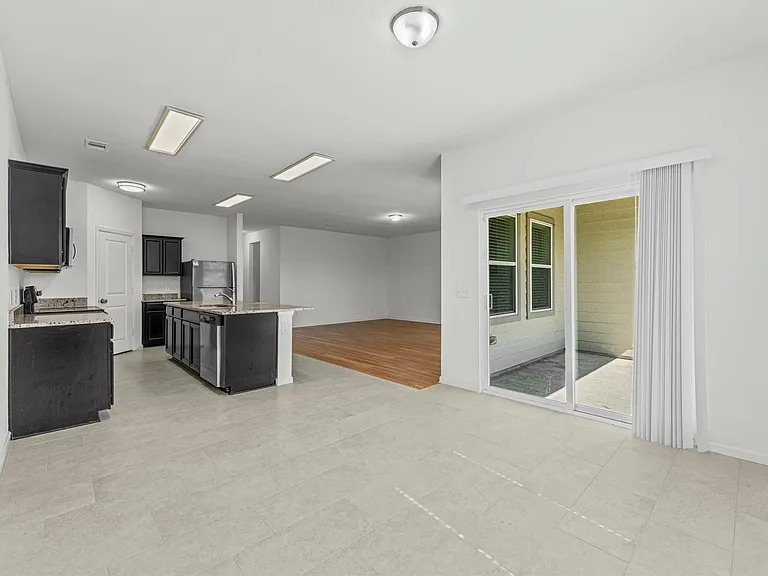10132 Pappas Dr — Photo 11