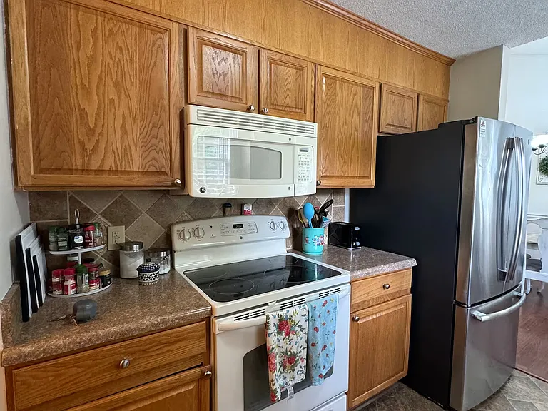 102 Tesi Ct — Photo 20