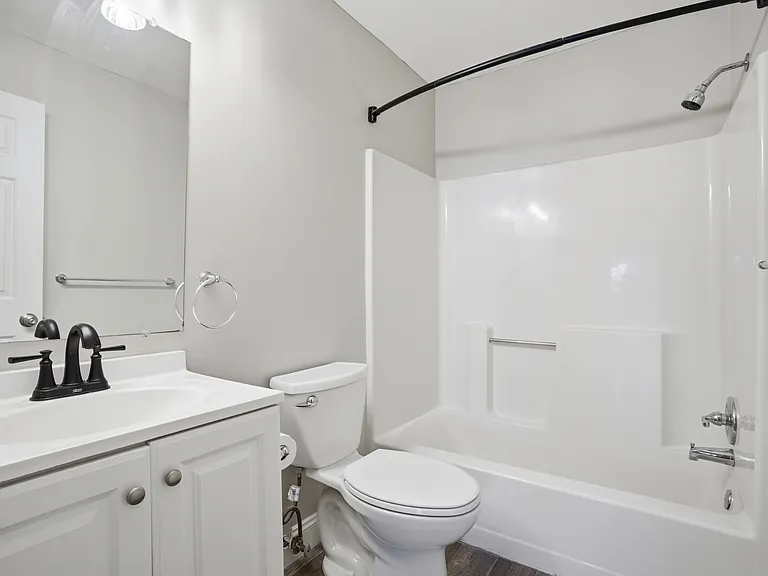 414 Delaware Ave #219 — Photo 9