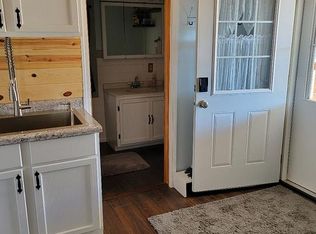 148 S 4th St, Plevna, MT 59344