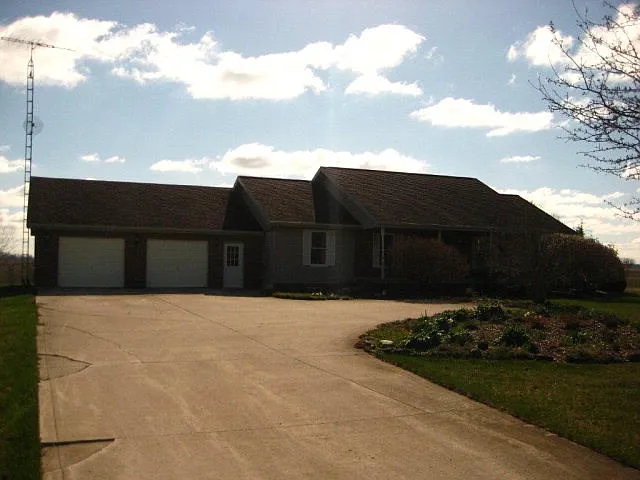 3132 Decliff Rd N photo 1