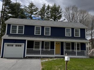 7 Pinewood Dr, Cumberland, ME 04021