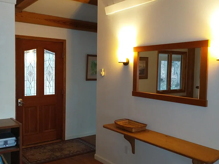 402 Forest Beach Rd — Photo 7