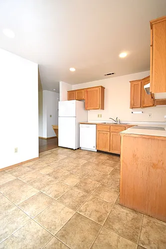 8 Michael Grove Ave #14 Photo 1 8 Michael Grove Ave #14 Photo 1