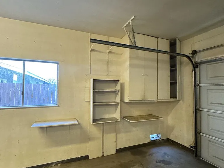 3504 W Cutler Ave — Photo 27