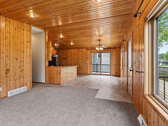 5th image of W 306 Hazel Street