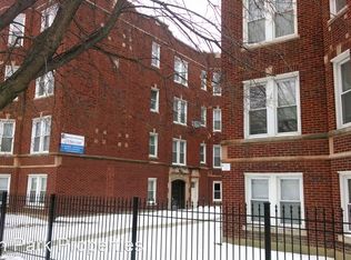 4844 W Henderson St #2S, Chicago, IL 60641