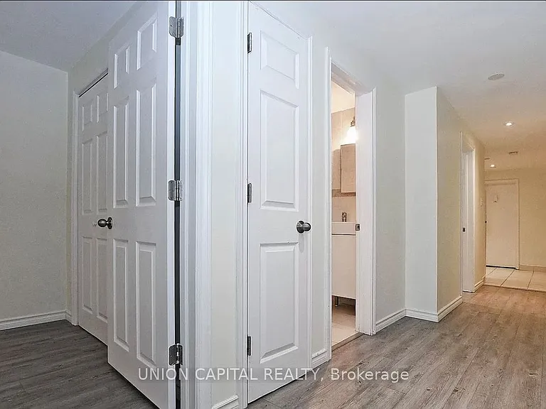 100 Rajah St #2 — Photo 5
