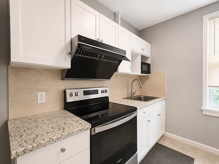3215 Dawson St #1 — Photo 1