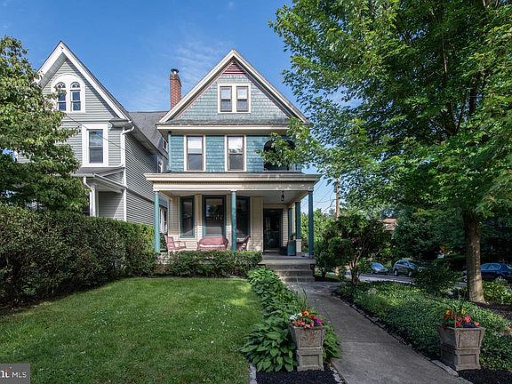 2nd image of 203 Woodlyn Ave