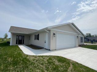 741 Morning Dove Dr #1, Sheboygan, WI 53083