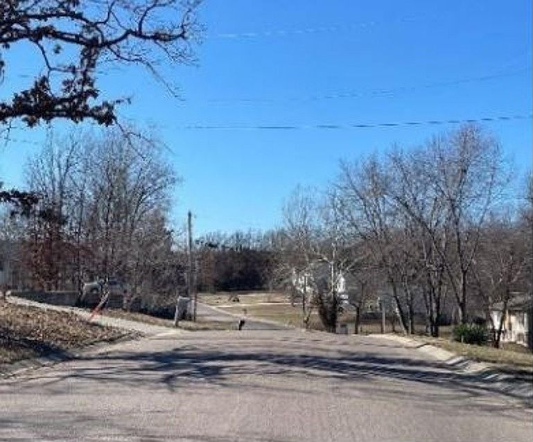 199 W Industrial Dr, Gerald, MO 63037 Zillow