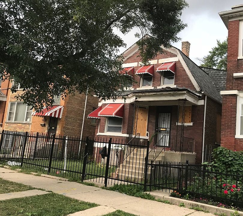 2nd image of 7836 S Carpenter St