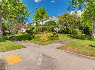 6906 NE Hancock St, Portland, OR