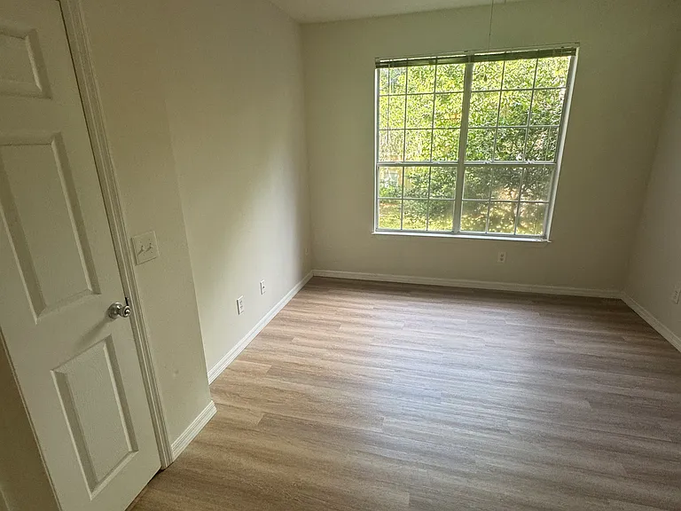 230 Colima Ct #924 — Photo 8