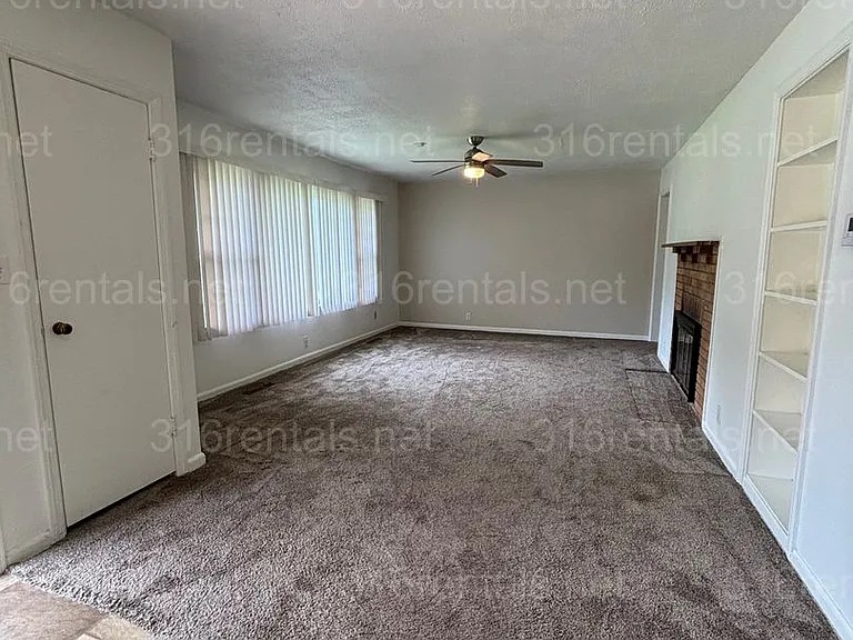 1423 N Terrace Dr — Photo 7