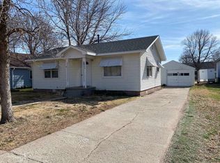 1008 7th St, Arapahoe, NE 68922