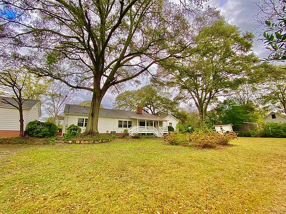 4th image of 26 Taliaferro St