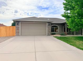 1027 Chinle Ct, Fruita, CO 81521