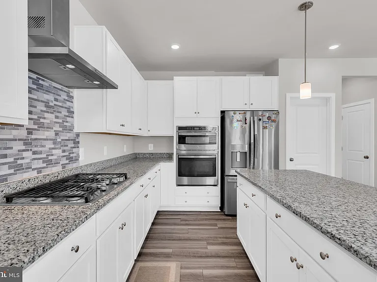 131 Thornton Way — Photo 14