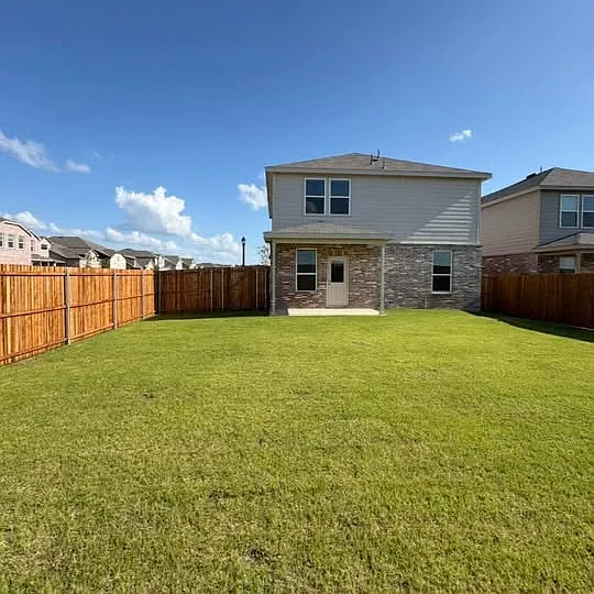 1437 Westport Ln — Photo 13