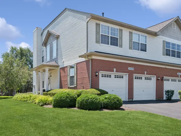 24209 W Walnut Cir, Plainfield, IL 60585