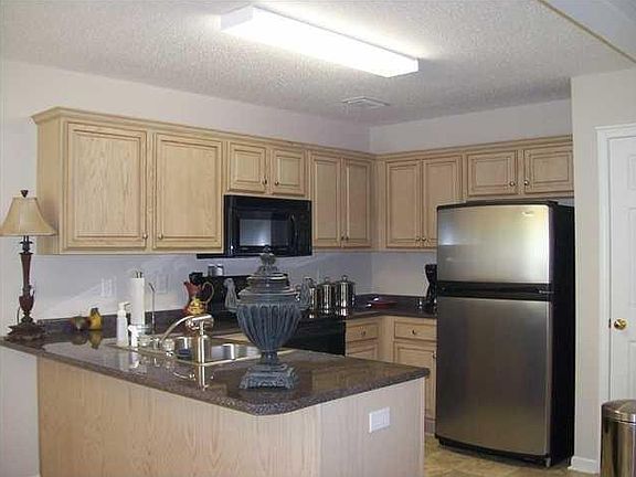 Nice kitchen with all new stainless steel appliances.