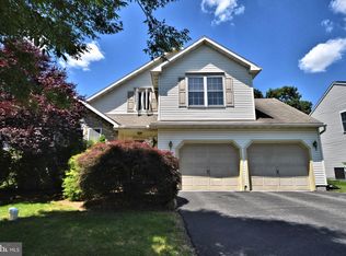 101 Clarion Dr, Douglassville, PA 19518