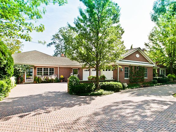 3rd image of 353 N Deere Park Dr E