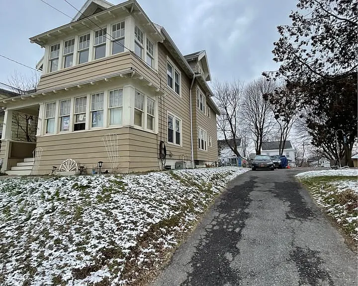 407 Boyden St #2 — Photo 3