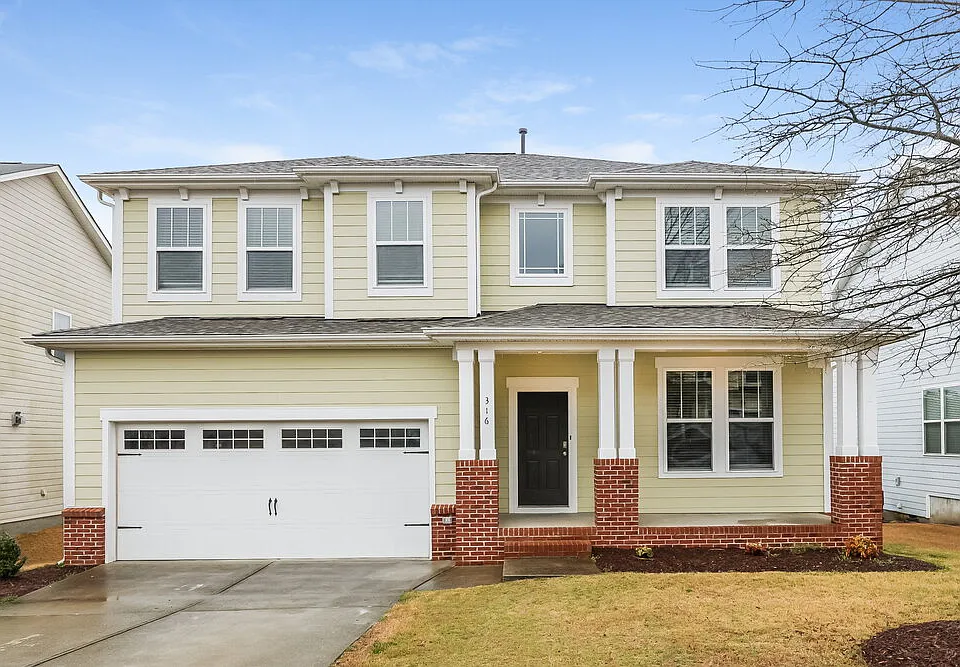 316 Plott Hound Ln