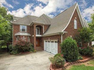 312 Hickory Springs Dr SE, Smyrna, GA 30082