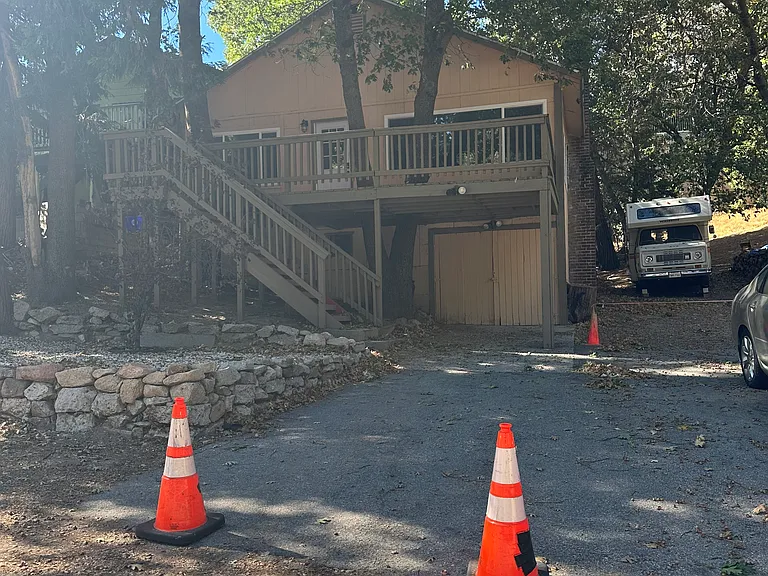 Acacia Dr — Photo 17