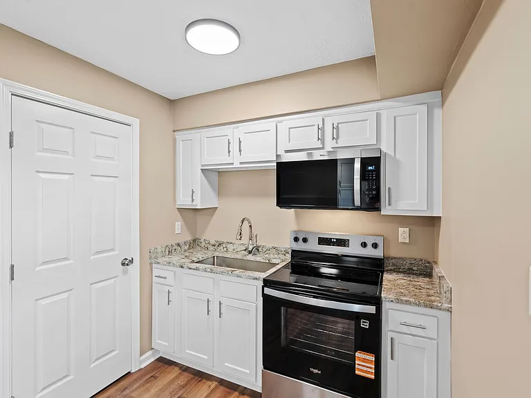 700 Jones Lane 6 #7-5-8 — Photo 11