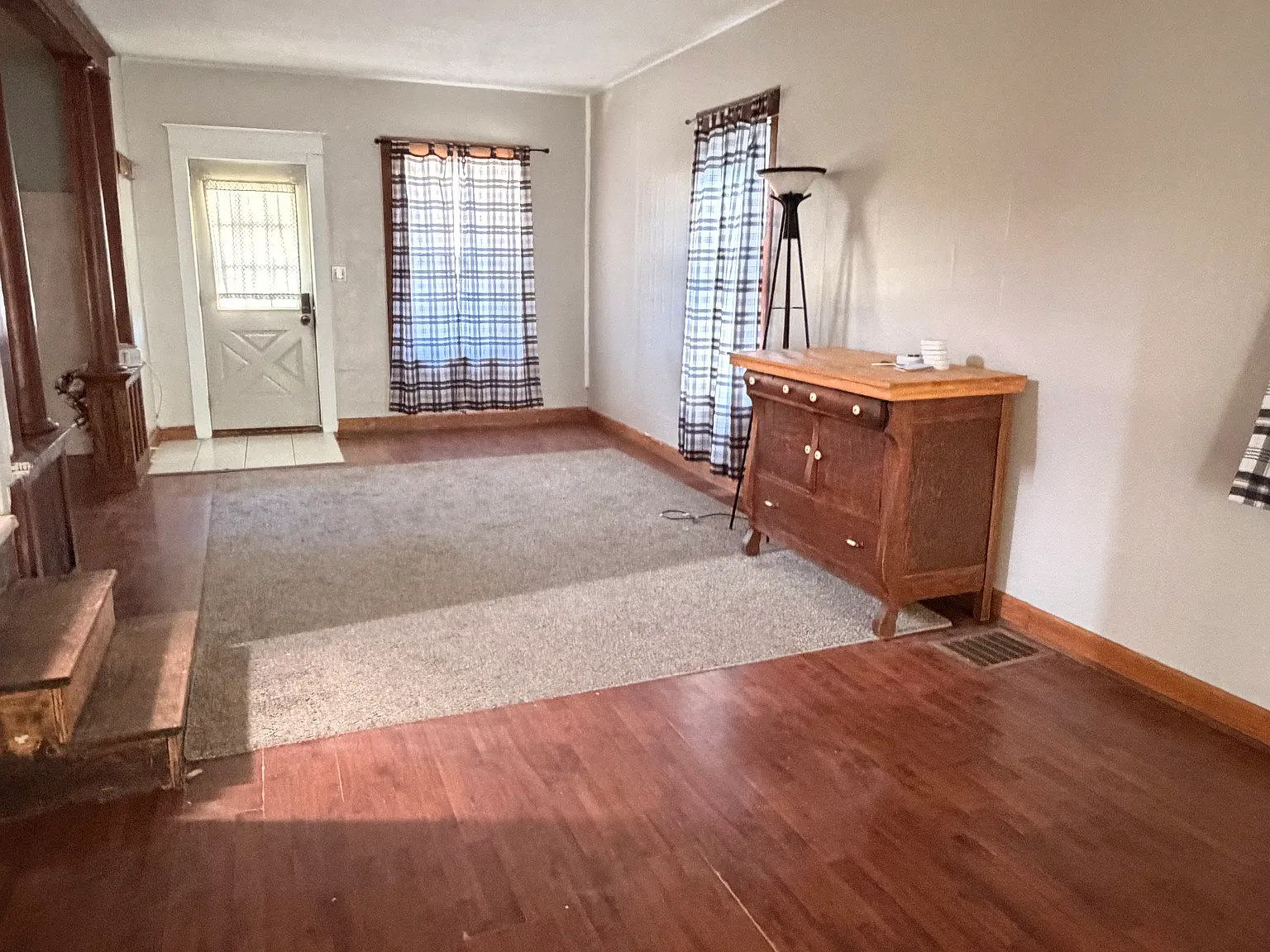 3 bed, 1680 sqft, $1,300 — Photo 2