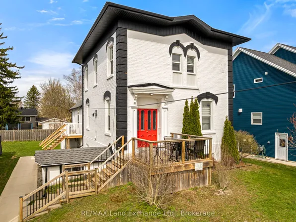473 Market St, Saugeen Shores, ON N0H 2C2