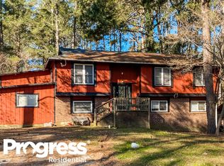 9035 Gatewood Dr, Jonesboro, GA 30238