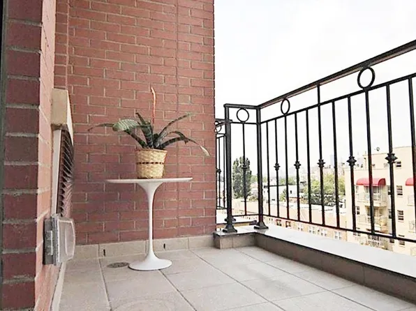 31-35 31st Street image 1 of 2