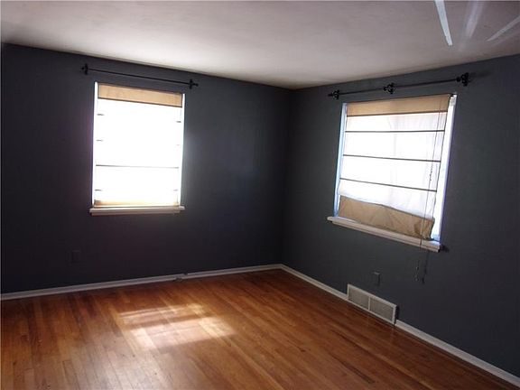 5th image of 342 Pennoak Dr