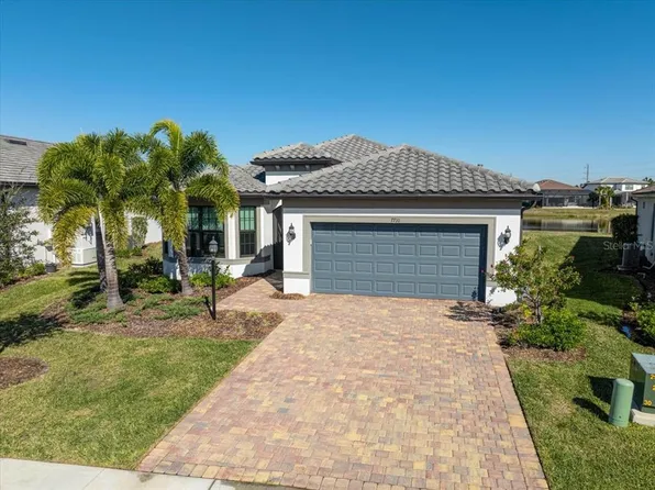 7710 Summerland Cv, Lakewood Ranch, FL 34202