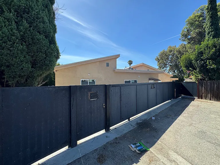 16659 Nordhoff St — Photo 12