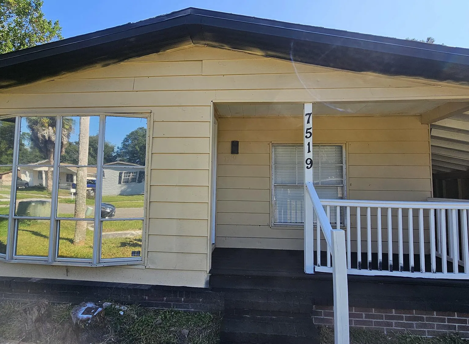 3 bed, 1152 sqft, $1,450 — Photo 3