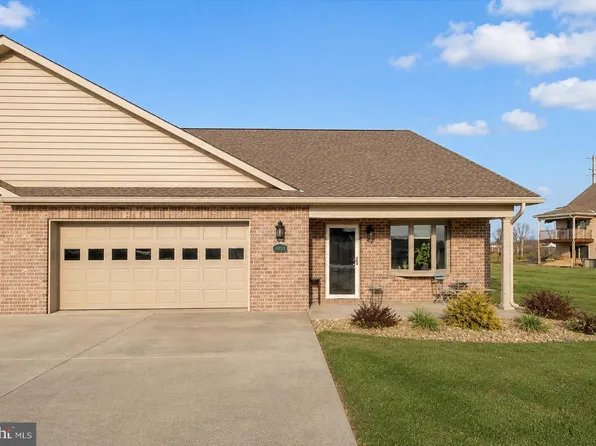 13412 Marquise Dr, Hagerstown, MD 21742